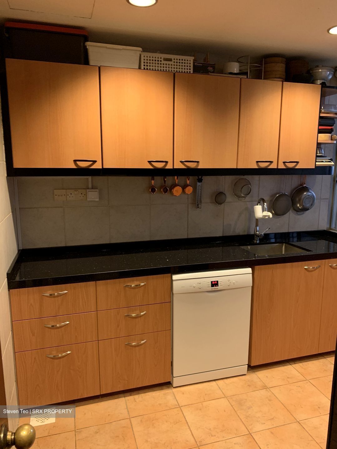 UE Square (D9), Apartment #367352171